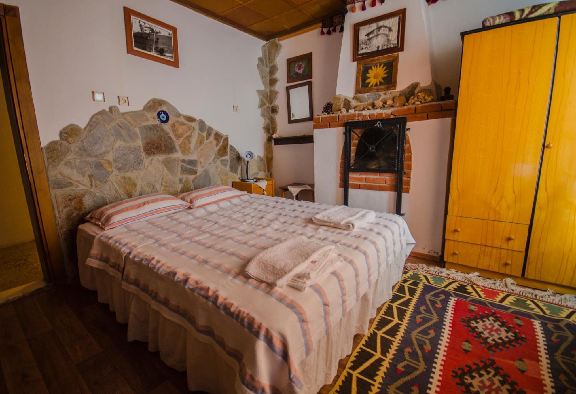 Agora Pansiyon Kapikiri Habitación foto