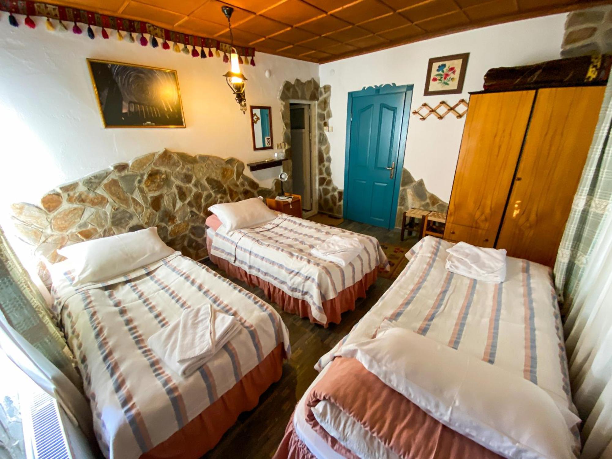 Agora Pansiyon Kapikiri Habitación foto
