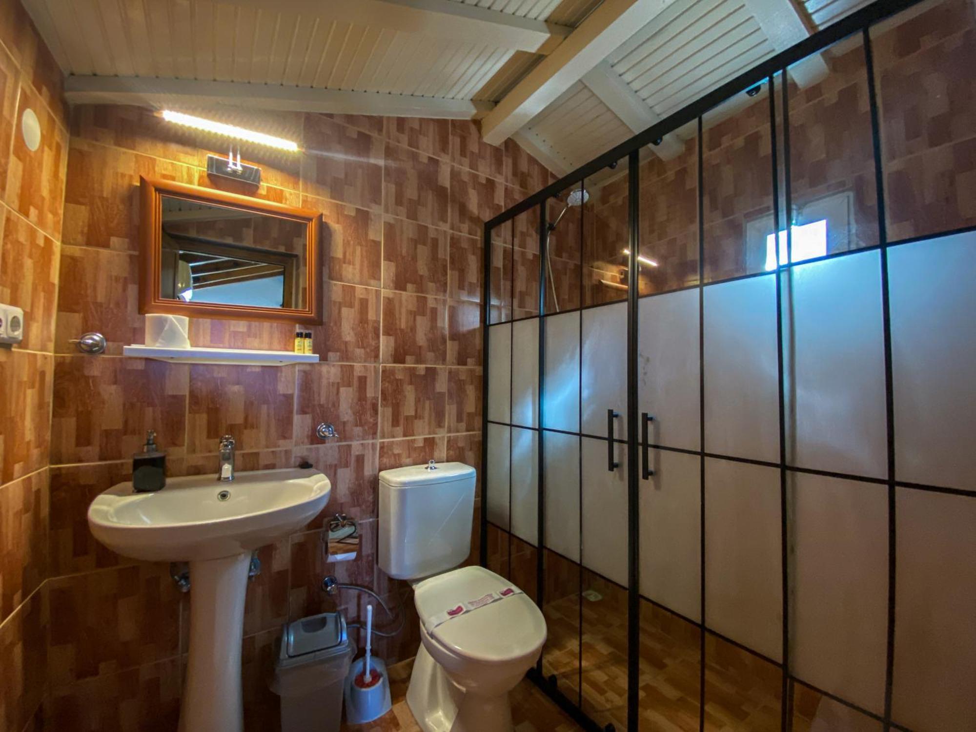 Agora Pansiyon Kapikiri Habitación foto